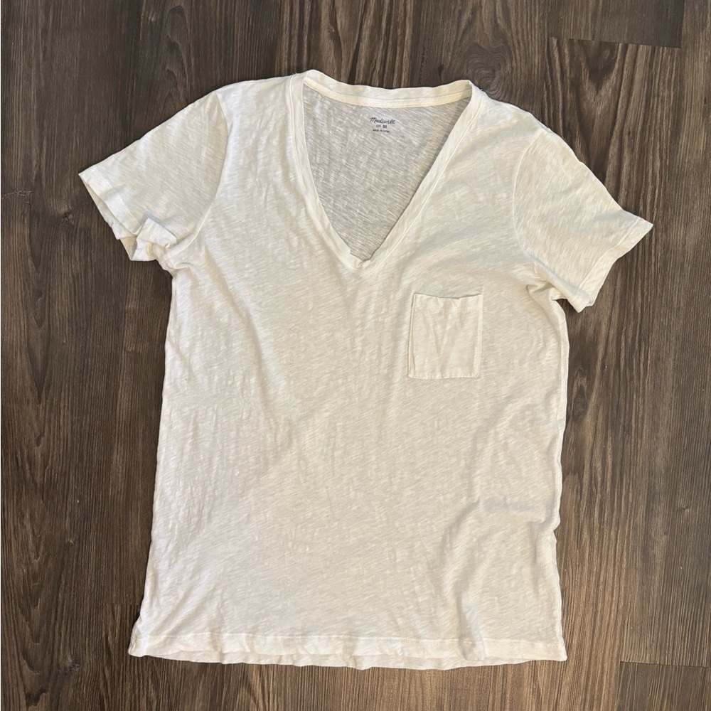 Madewell Sz. M White Whisper Cotton V-Neck Pocket Tee - Style 04346